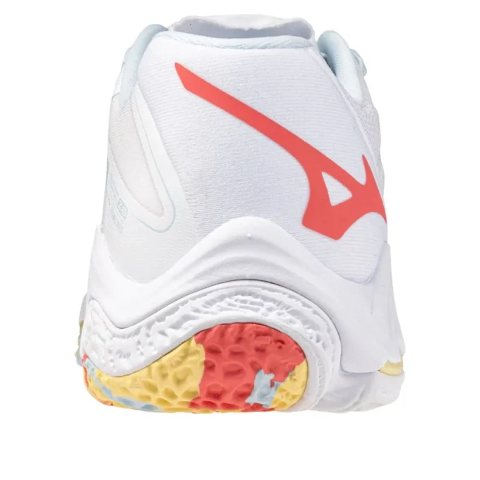 Mizuno Wave Lightning Z8 «White Calypso Coral»