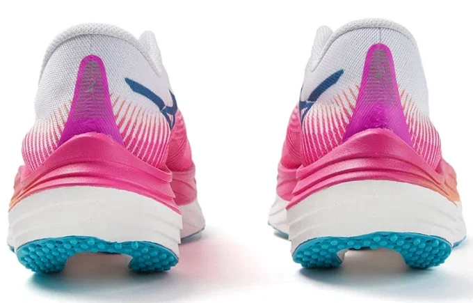 Mizuno WAVE REBELLION PRO «White»