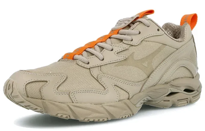 Mizuno x Beams Wave Rider 10 «Wood Ash»