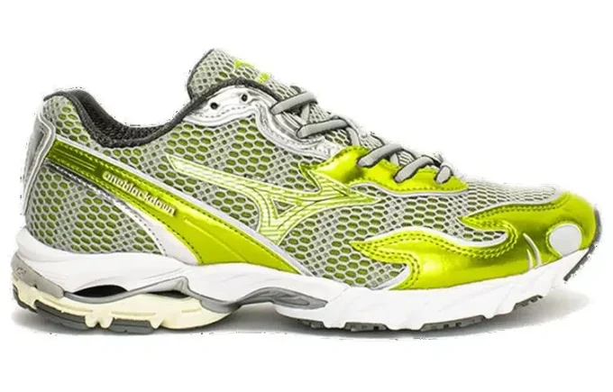 Mizuno x One Block Down Flame Wave Wave Rider 10 «Yellow»