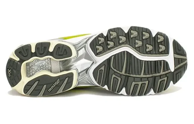 Mizuno x One Block Down Flame Wave Wave Rider 10 «Yellow»