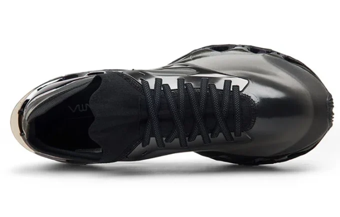 Mizuno x Sorayama Wave Prophecy «Black»