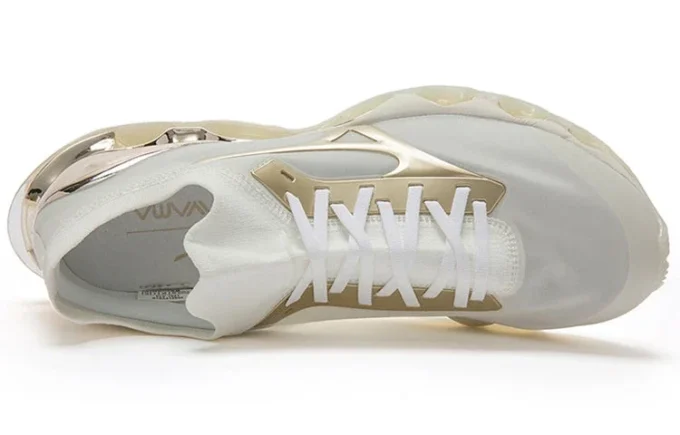 Mizuno x Sorayama Wave Prophecy «White Grey Gold»