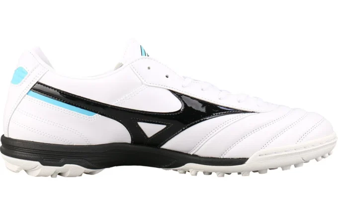Morelia 2 Pro AS «White Black»