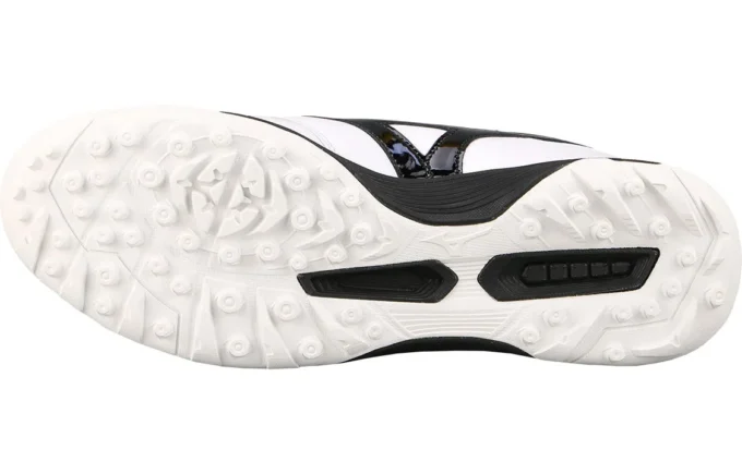 Morelia 2 Pro AS «White Black»