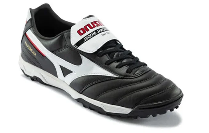 Morelia ll Pro As Football boots «Black White» Morelia ll Pro As Football boots «Black White»