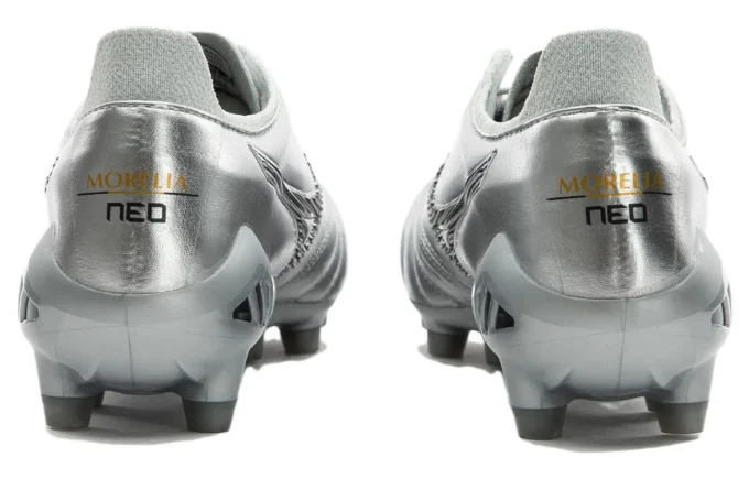 Morelia Neo 3 «Silver»