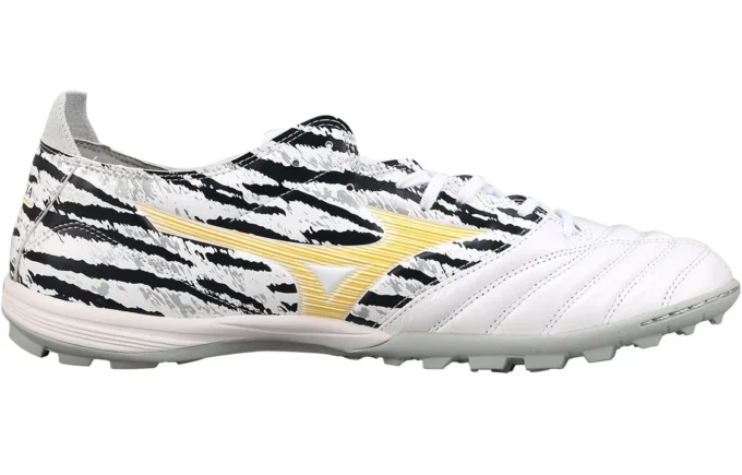 Morelia Neo 3 «White Black»
