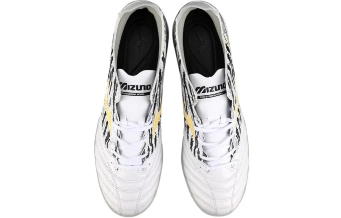 Morelia Neo 3 «White Black»