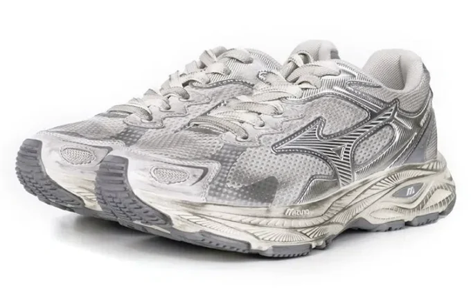 Racer S «White Metallic Silver» Racer S «White Metallic Silver»