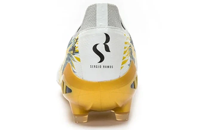 Sergio Ramos x Morelia Neo 3 Beta SR4 Elite «Lion and Wolves»