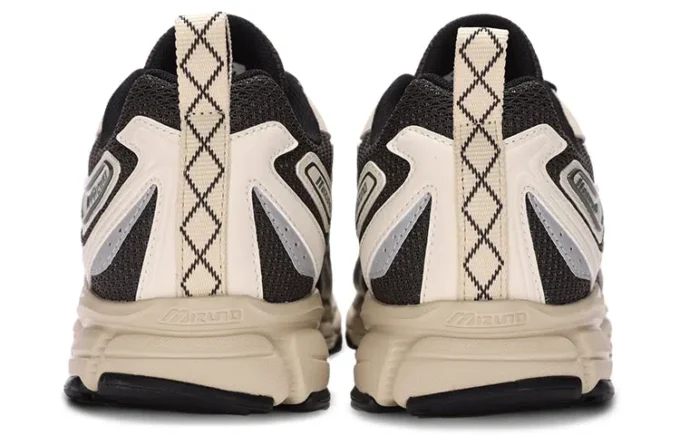 Wave Rider 10 «Bamboo White»