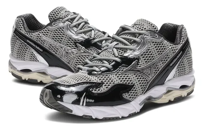 Wave Rider 10 «Flame Wave One Block Down Onyx»