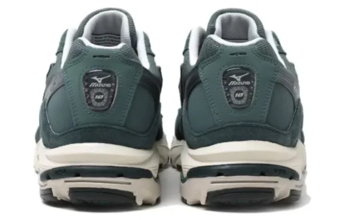 Wave Rider 10 «Silver Pine»